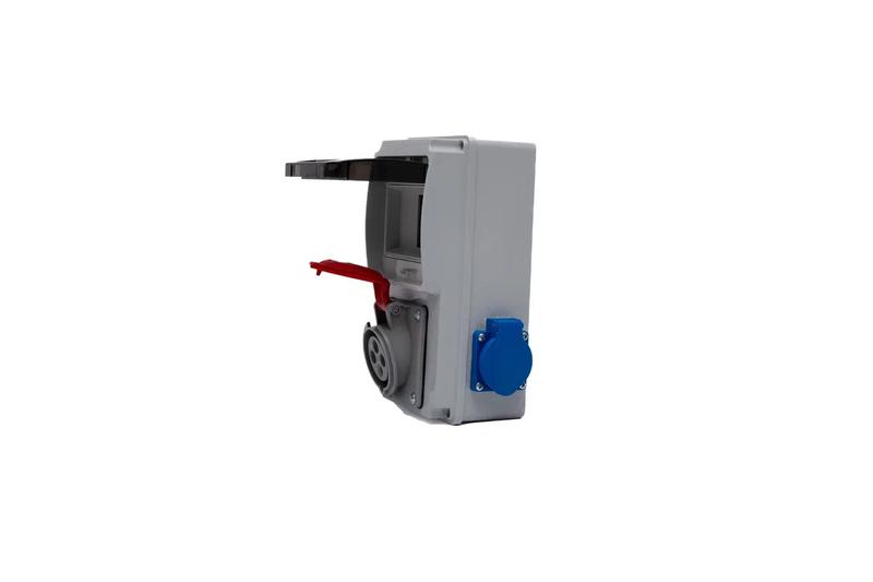 Корпус промышленного щита с розетками (1х3P+T 16А/380В+2х2P 16А) пластик Cetinkaya Pano CP6020