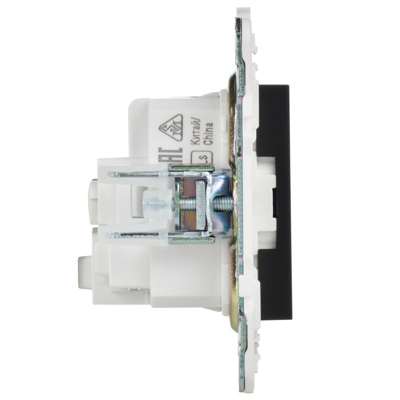 Розетка SKANDY 16А с заземл. защ. шторки SK-R04Bl черн. IEK SK-R14-16-K02