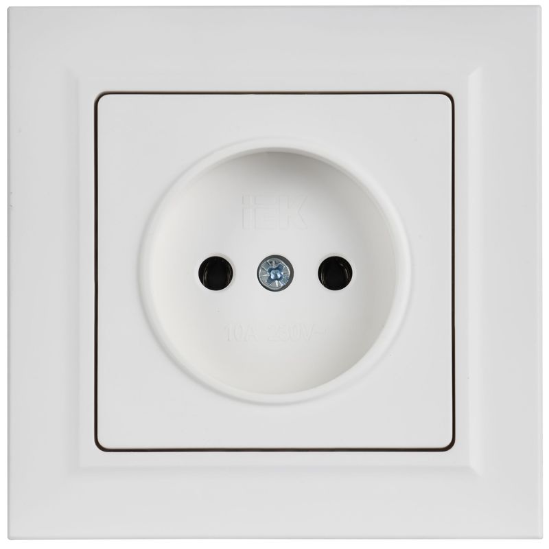 Розетка BRITE РСР10-1-0-БрАБ 10А в сборе без заземл. без защ. шторок арктич. бел. IEK BR-R10-10-K91-F