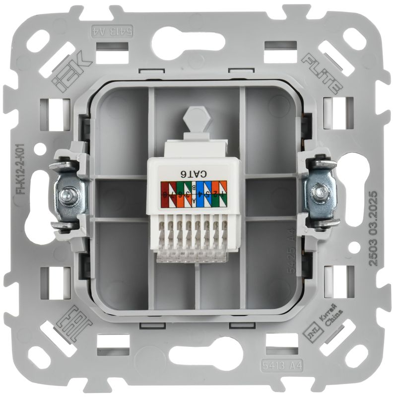 Розетка компьютерная СП FLITE РК6-1-0-ФлБ RJ45 кат.6 UTP механизм бел. IEK FI-K12-2-K01