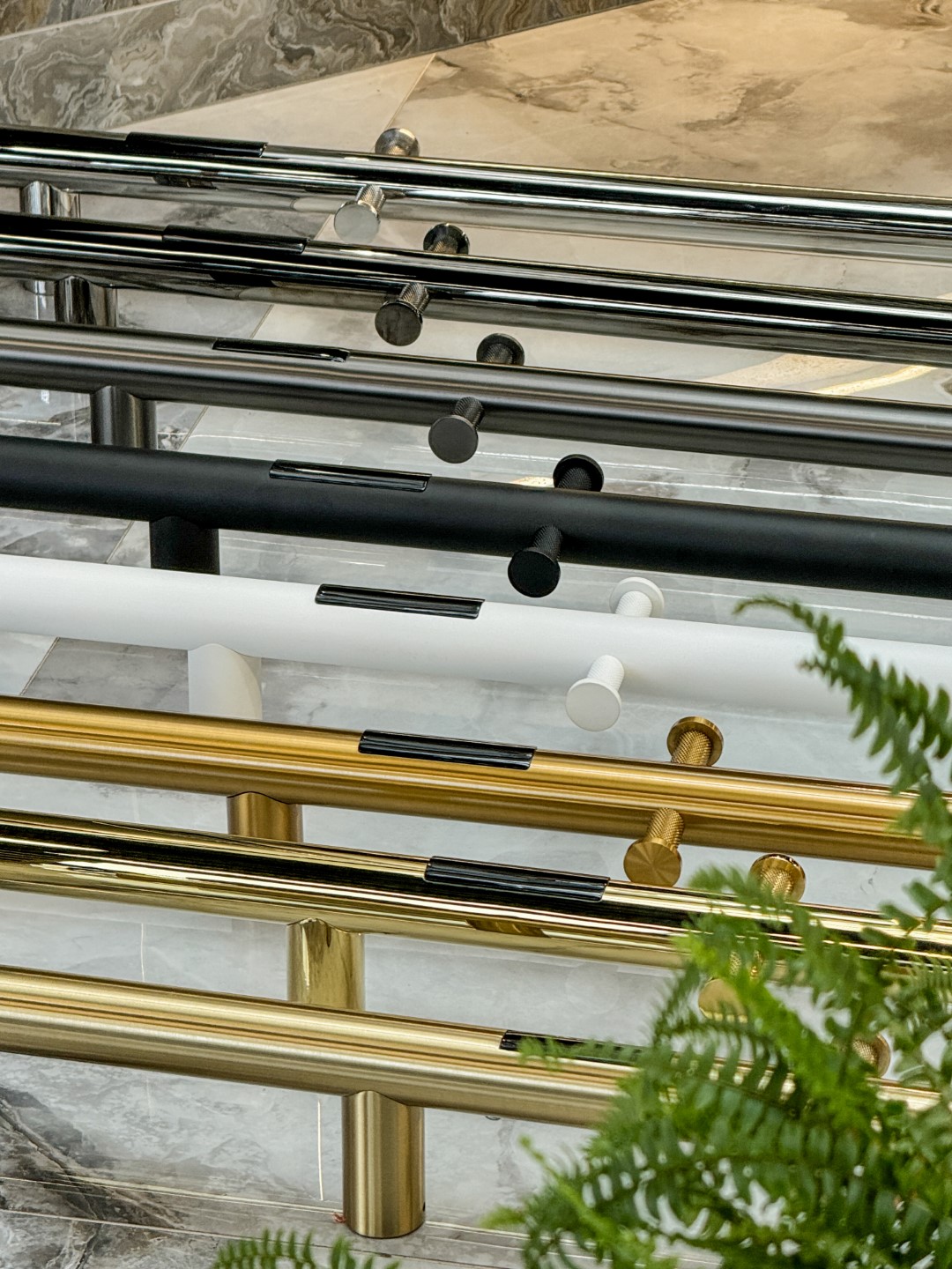 Полотенцесушитель электрический Uno BLACK