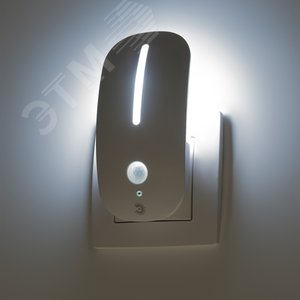 Ночник - светильник светодиодный NN-621-LS-MS-W в розетку с датчиком освещенности и датчиком движения белый