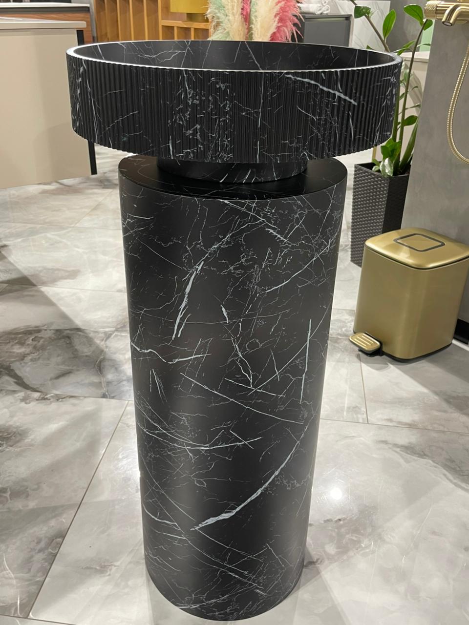 Пьедестал для раковины Corian 300*720 Nero Marquina