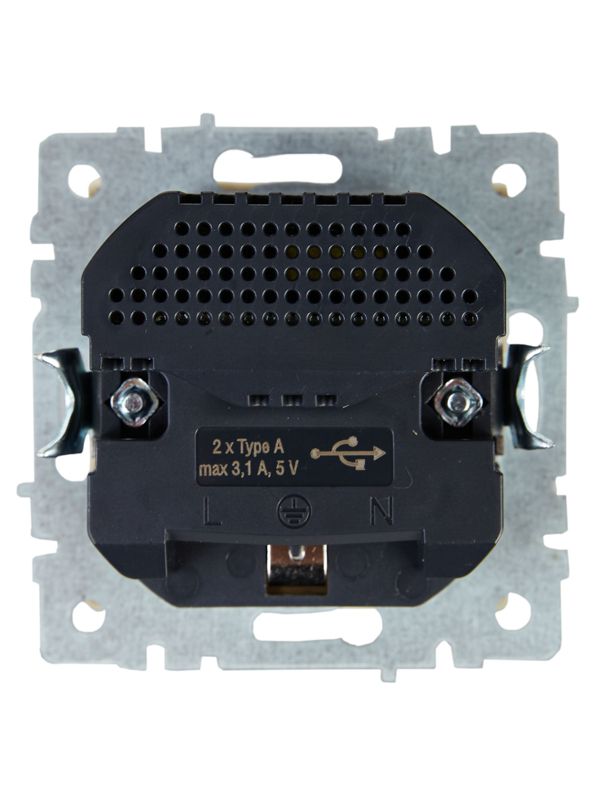 Розетка BRITE РЮш10-2-БрКр 16А с USB A+A 3.1А с заземл. защ. шторки механизм беж. IEK BR-R14-16-U21-D31-K10