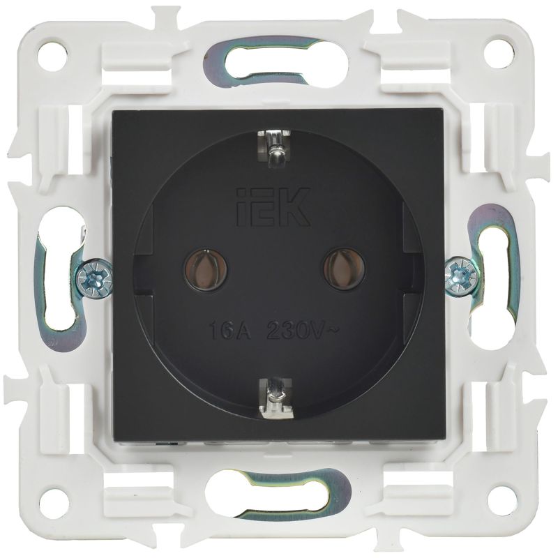 Розетка SKANDY 16А с заземл. без защ. шторок SK-R05Bl черн. IEK SK-R11-16-K02