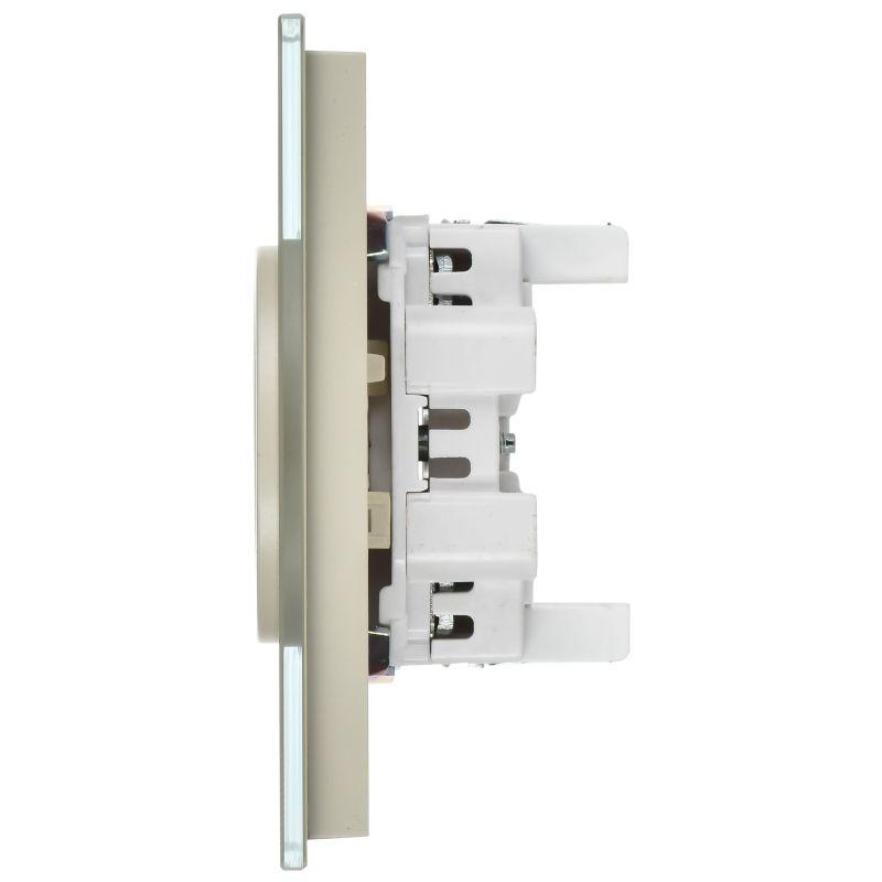 Розетка 2-м SKANDY 10А без заземл. без защ. шторок для плоской вилки SK-R03B беж. IEK SK-R20-10-K10