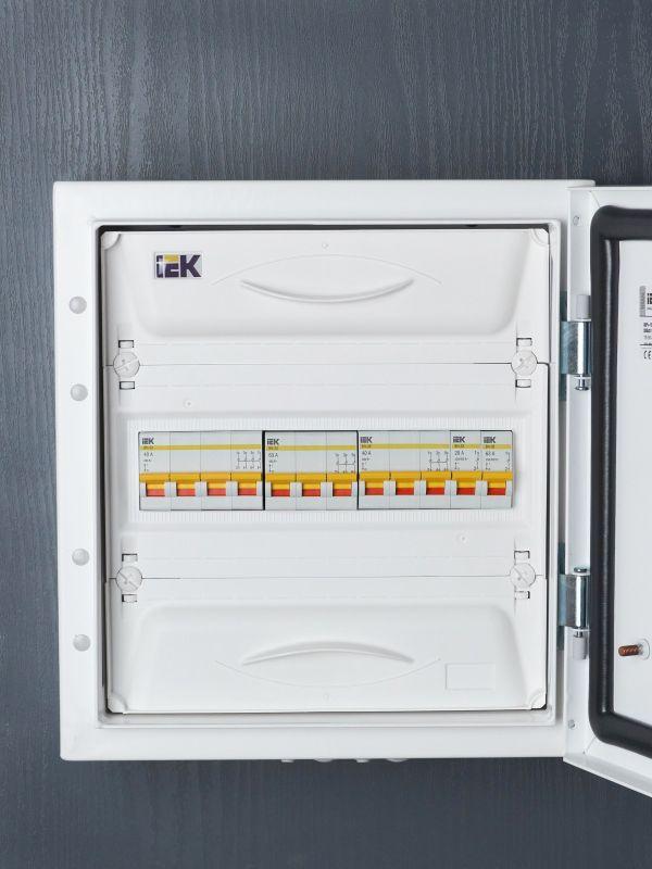 Выключатель нагрузки (мини-рубильник) 3п 40А ВН-32 KARAT IEK MNV10-3-040