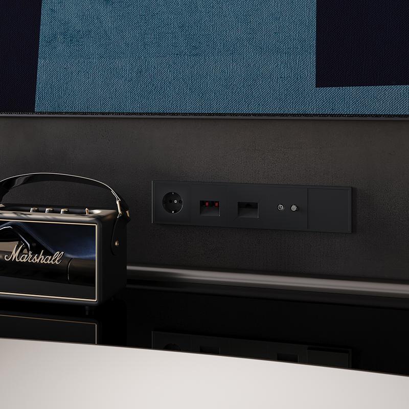 Рамка 5-м S70 пластик. черн. матов. Voltum VLS100508