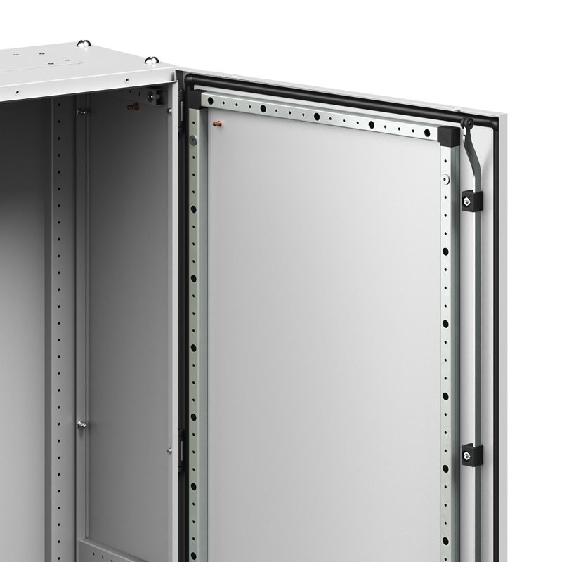Корпус напольный RAM fit 1800х800х400мм с боков. вырезами DKC R6NFW188040F