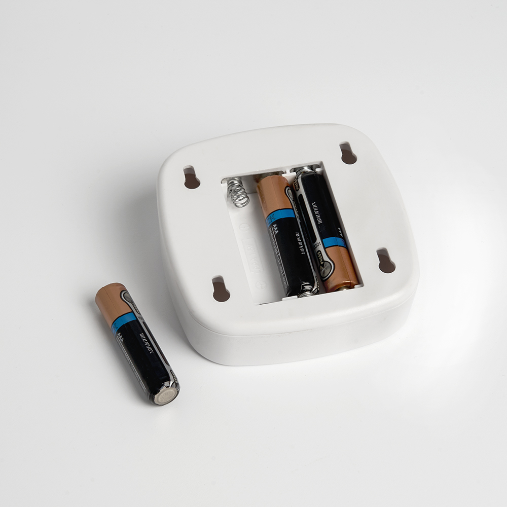 Светильник светодиодный 0.5w с датчиком движения квадрат белый