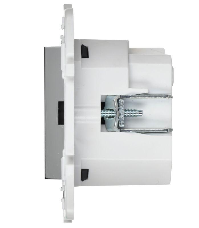 Розетка SKANDY 18Вт 16А с заземл. защ. шторки с USB C SK-R17N никель IEK SK-R14-16-U14-018-K50