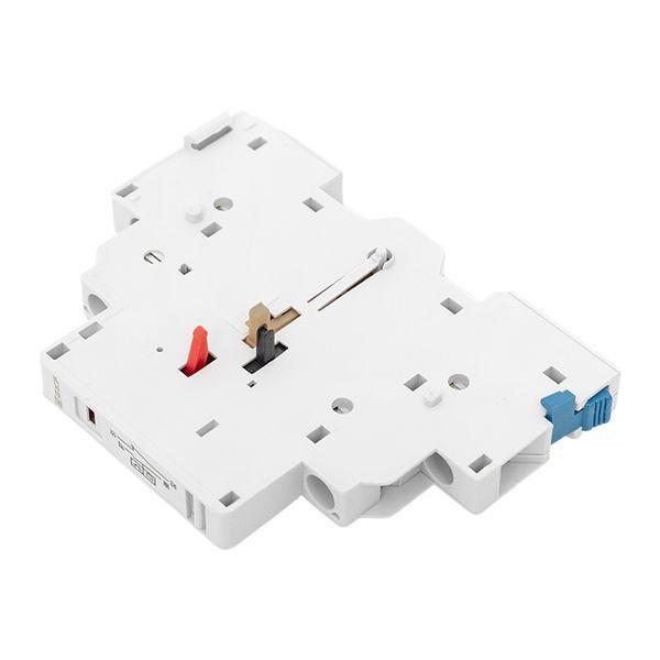 Контакт сигнализации аварийного отключения + вспомогательный контакт мгновенного действия АПД/GV2 АК-1001 1НО (авар.) + 1НЗ EKF apd-ad1001