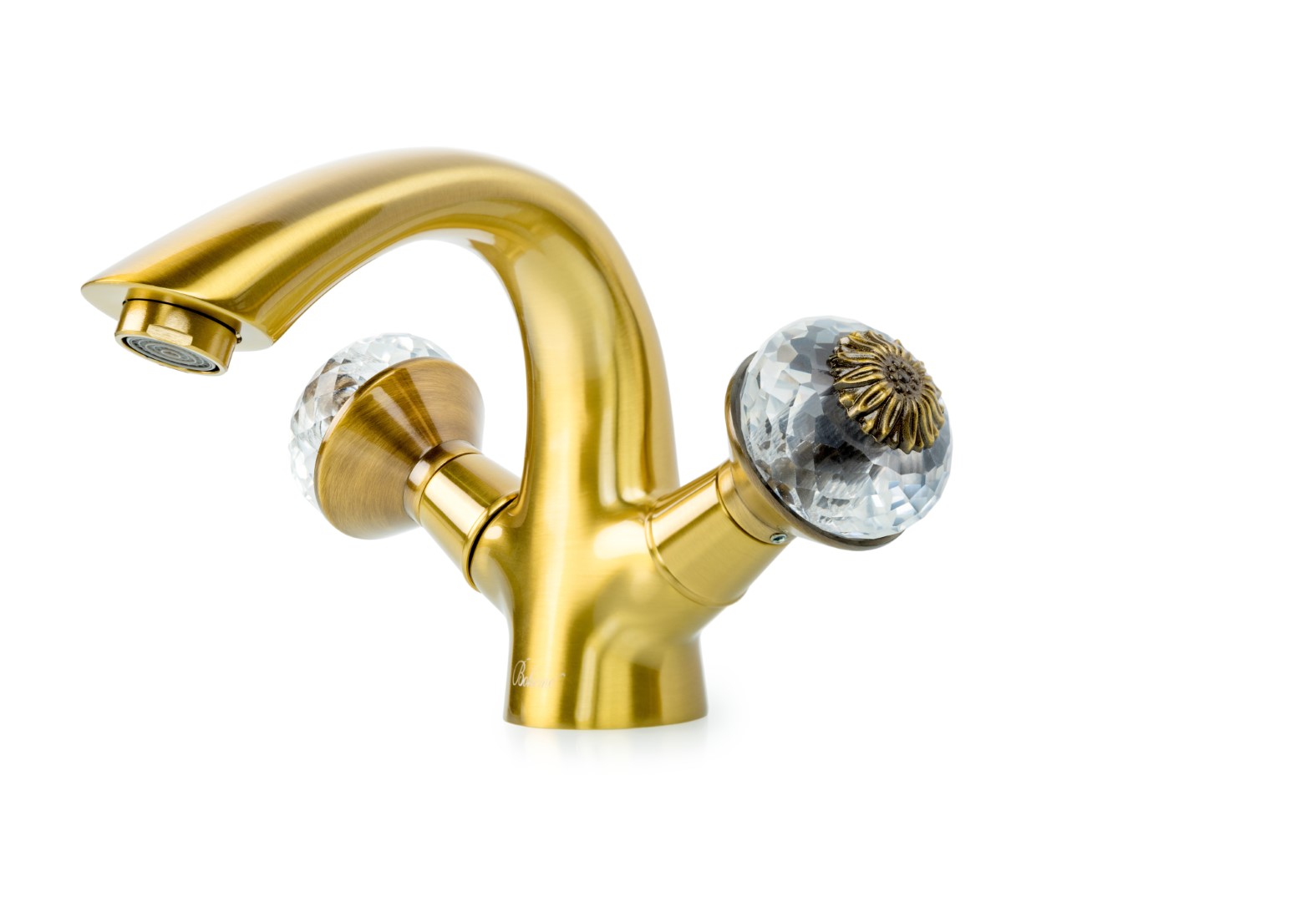 Смеситель для умывальника