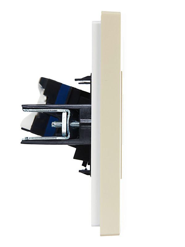 Розетка компьютерная RJ45 кат.6 FORTE&PIANO FP431 ваниль IEK FP-K10-2-K10