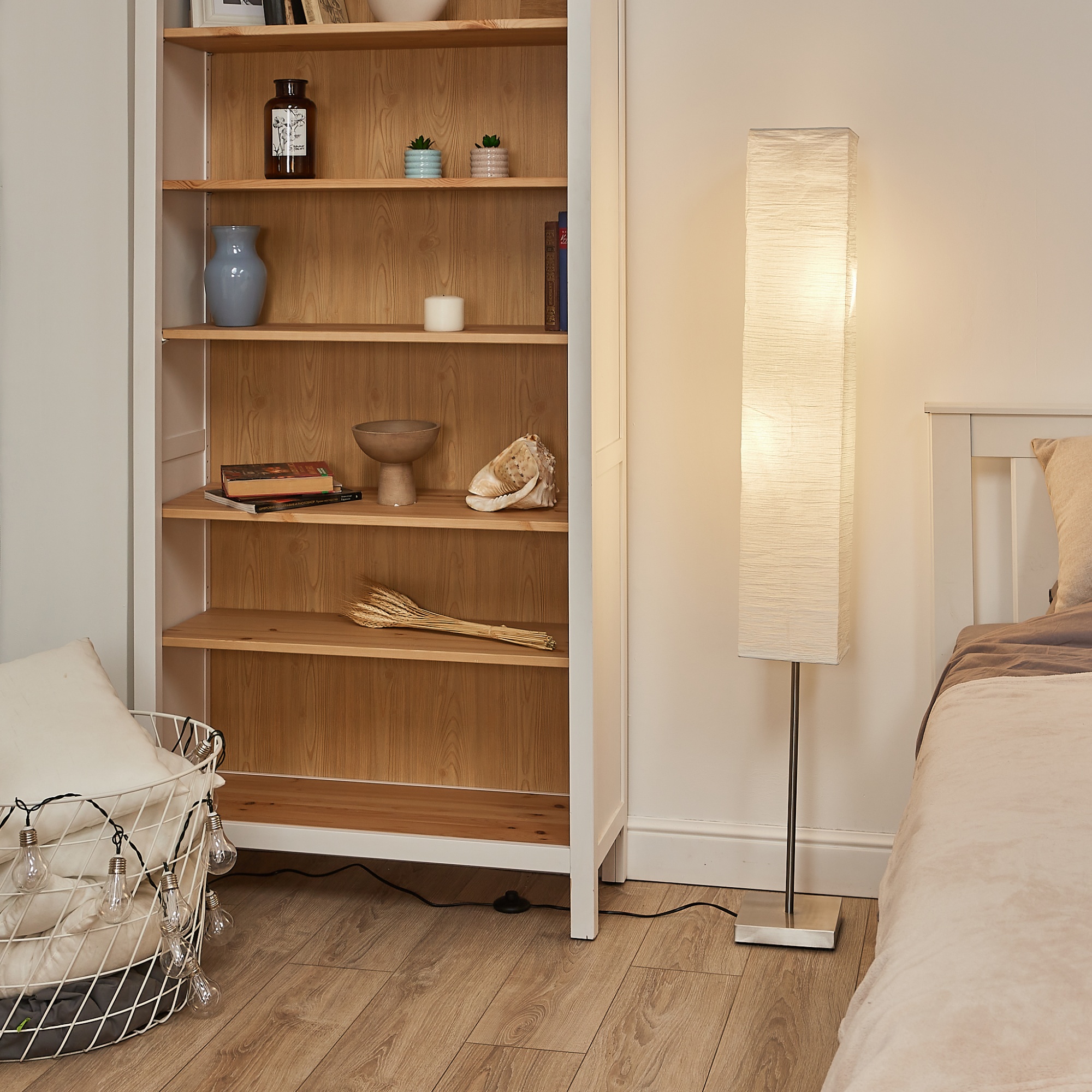 Торшер UML-T400 2хE27 WHITE напольный под две лампы E27 2х60W Механический выключатель Белый ТМ