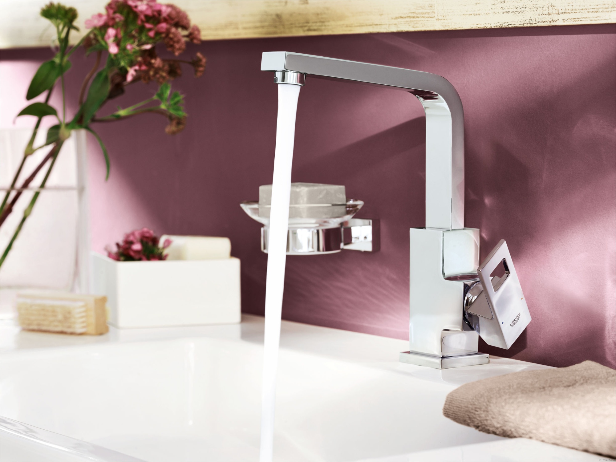 Смеситель Grohe Eurocube 2313500E для кухни