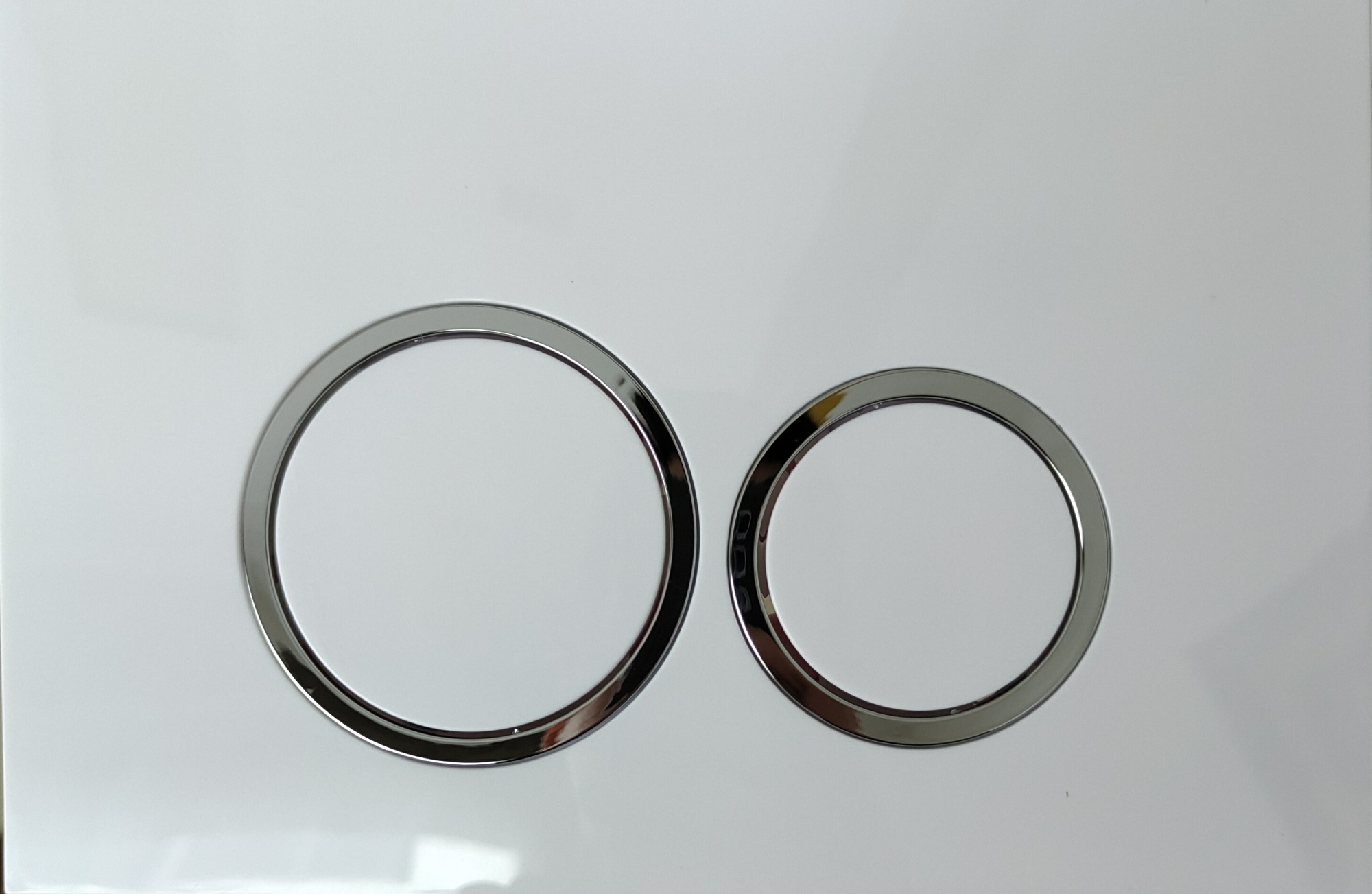 Кнопка CR05WH смыва для инсталляций Ceruttispa (белая, глянцевая)