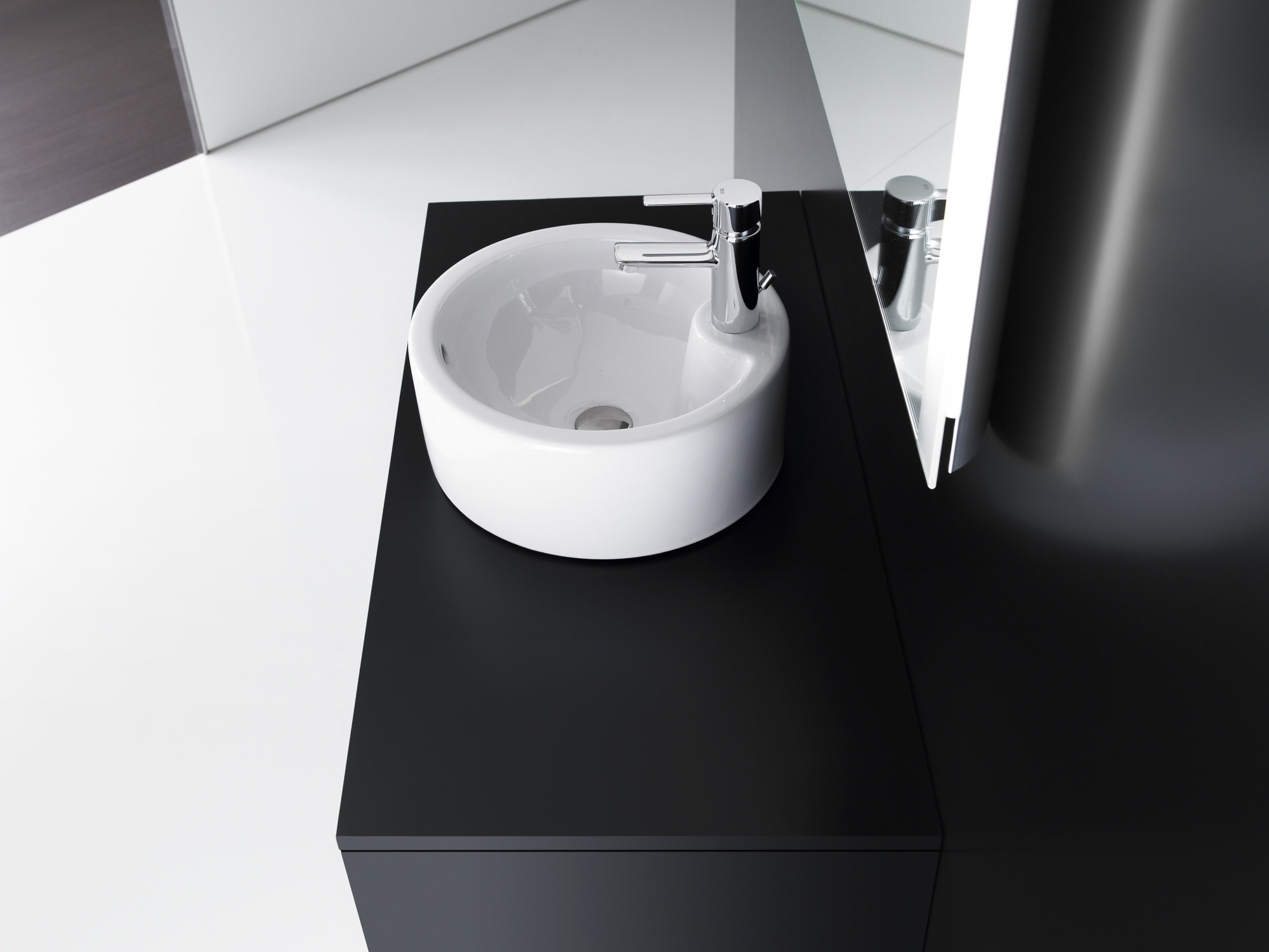 Раковина Roca Terra 32722T000 накладная