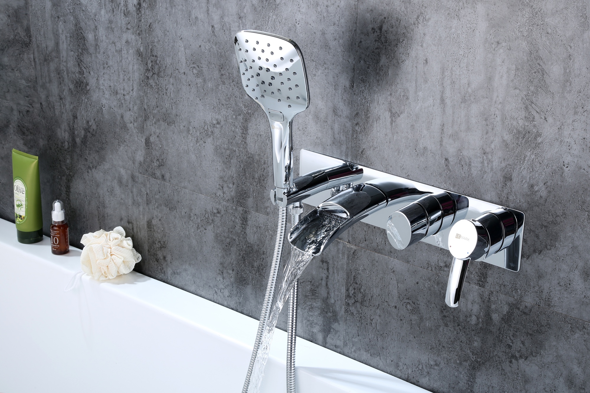 Смеситель для ванны с душем Lemark Atlantiss (LM3224C)